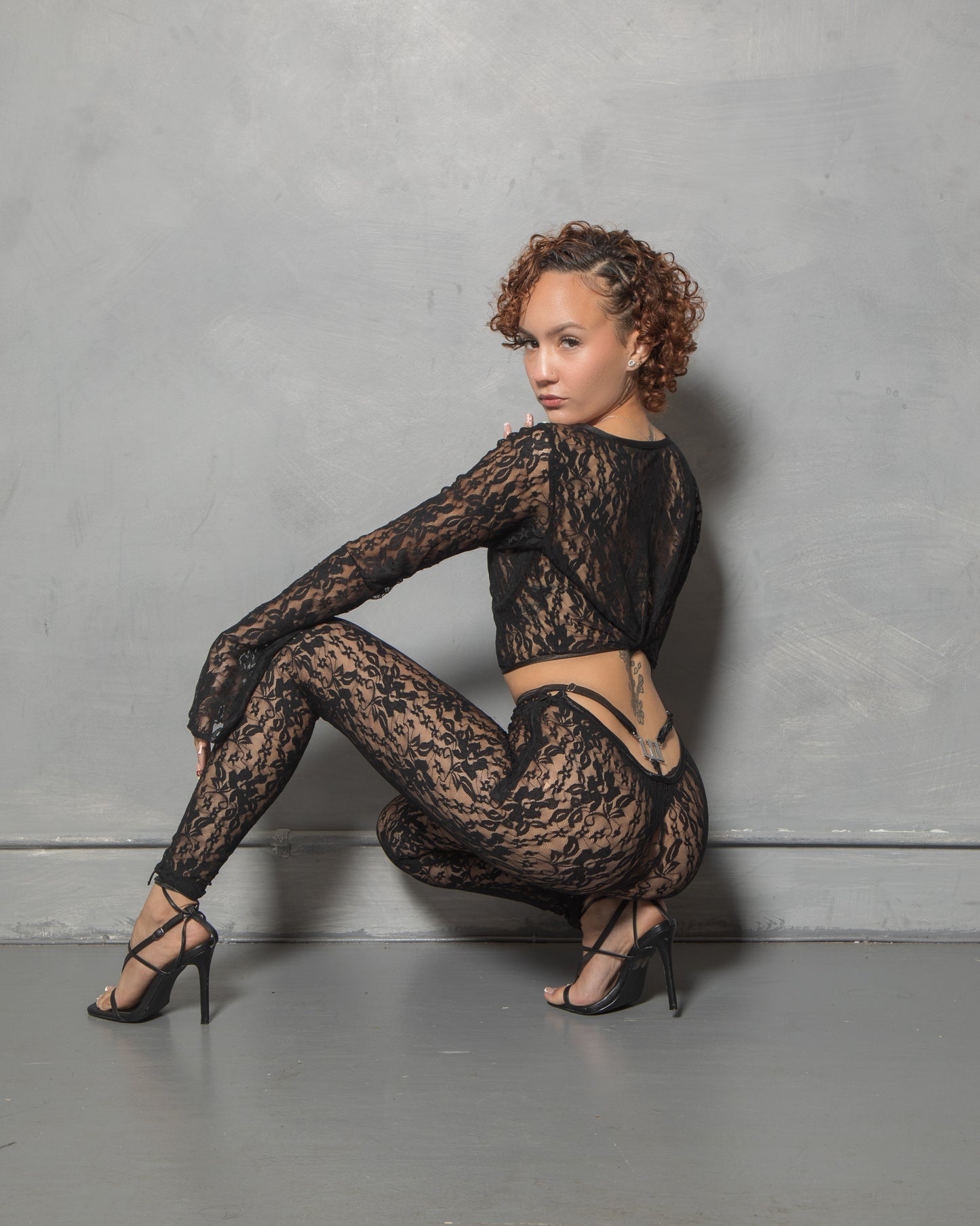 Room 1.11 Lace Metal Faux Thong Body Stocking Set